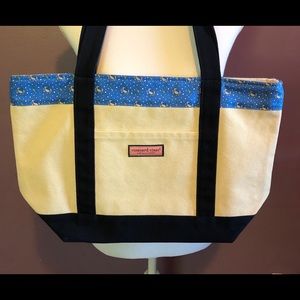 Vineyard Vines Classic Tote Blue Crabs EUC